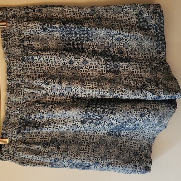 Jane and Delancey Shorts Womens Size 2X Blue Handkerchief Bandana Flowy Pockets - Picture 6 of 10